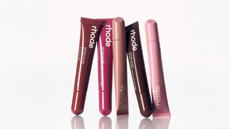 Хейли Бибер продала Rhode за $1 млрд e.l.f. Beauty
