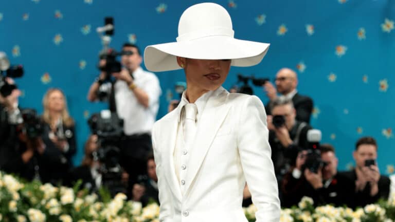 Зендая, каст «Белого лотоса» и Памела Андерсон с новой прической на Met Gala 2025