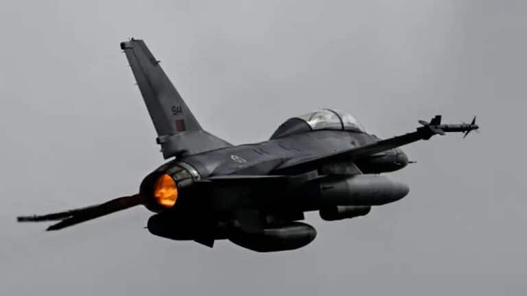 США одобрили помощь Украине на $350 млн для подготовки пилотов F-16