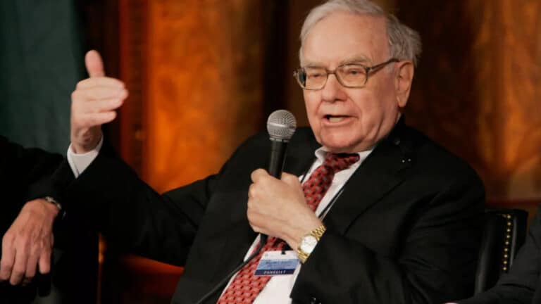 Уоррен Баффетт покинет пост главы Berkshire Hathaway спустя 60 лет у руля