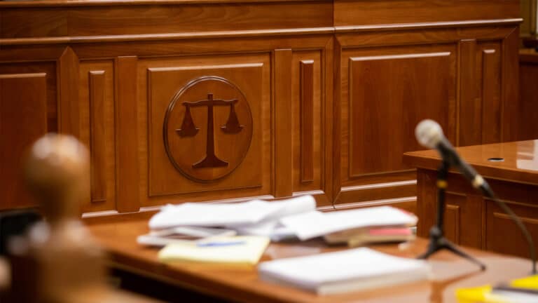 Обвиняемый в убийстве Шерзата Болата требовал от друзей молчать