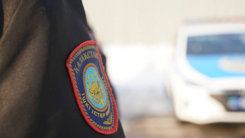 Дальнобойщика из Беларуси впечатлила вежливость казахстанских полицейских