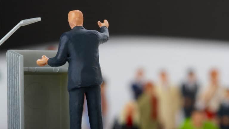 Expert warns against ideological rifts in Kazakhstan