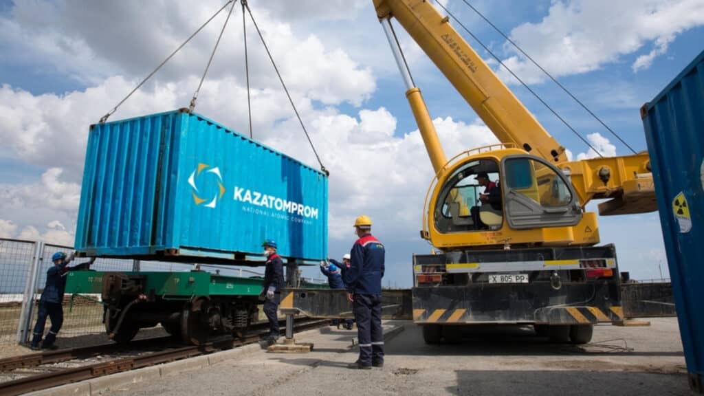 СП «Казатомпрома» резко сократили свои запасы урана