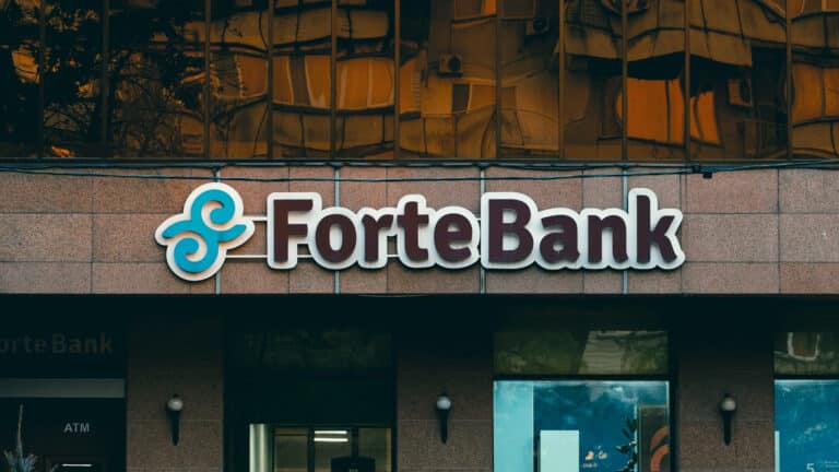 ForteBank нарастил квартальную прибыль на треть