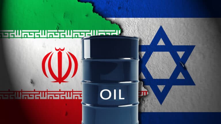 Цена на нефть выросла на фоне слухов о подготовке израильского удара по Ирану