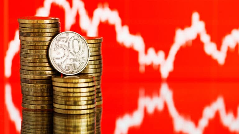 Финансисты Казахстана прогнозируют рост давления на курс тенге