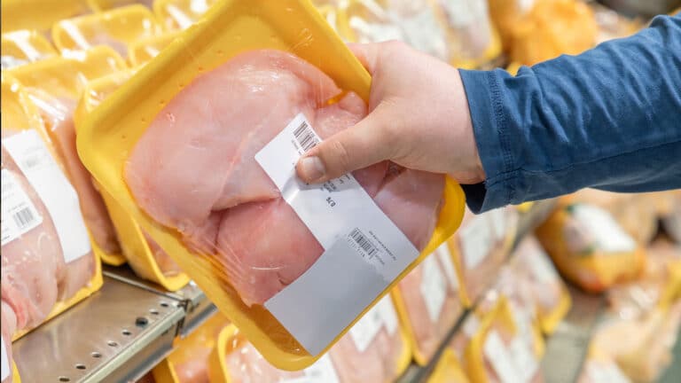 Россия дважды ошиблась, назвав казахстанскую курицу зараженной
