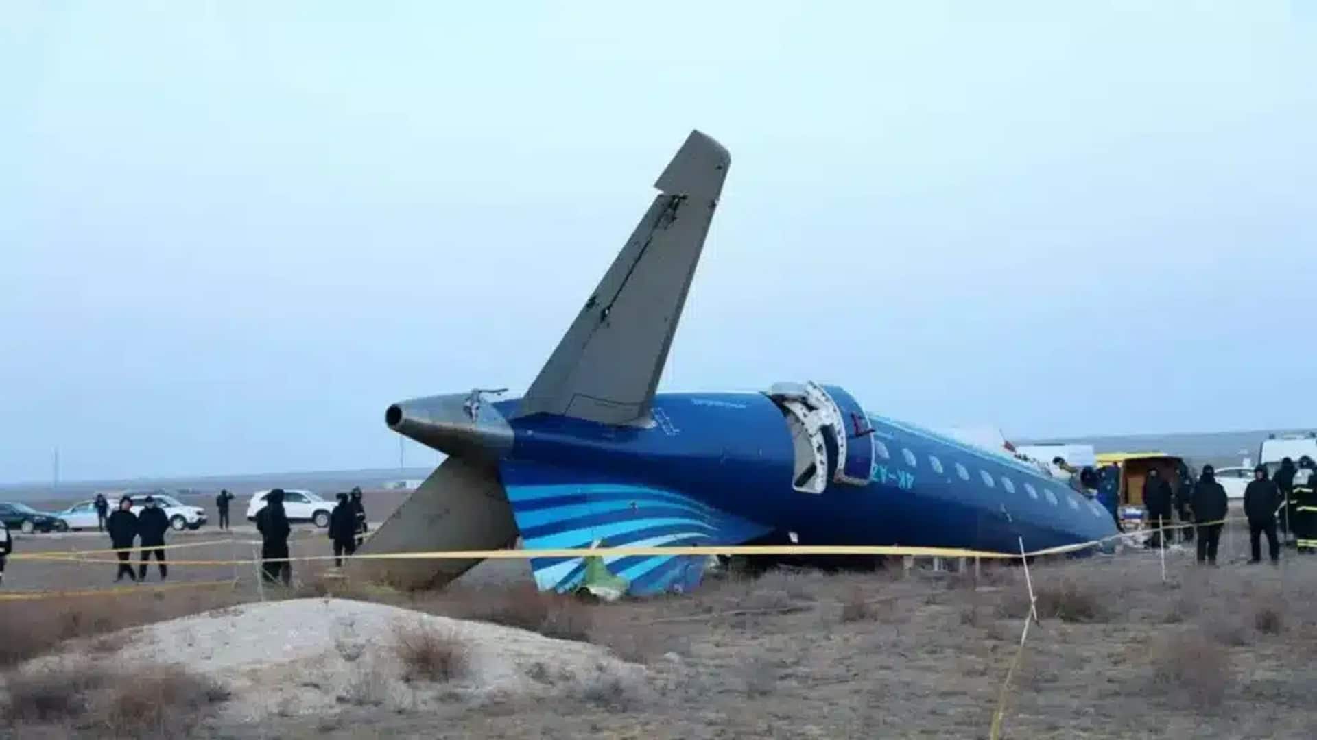 Появились подробности крушения самолета AZAL под Актау