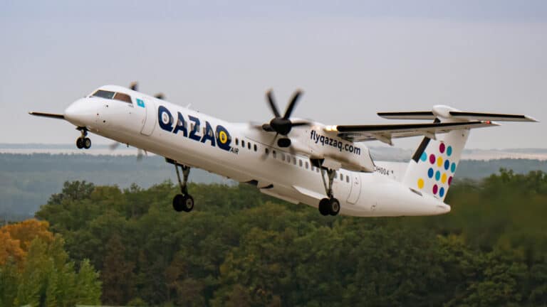 Проданная вьетнамцам QazaqAir сменит название
