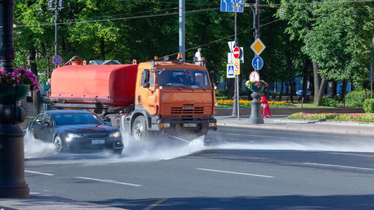 Стало известно, сколько в Астане тратят воды и топлива 