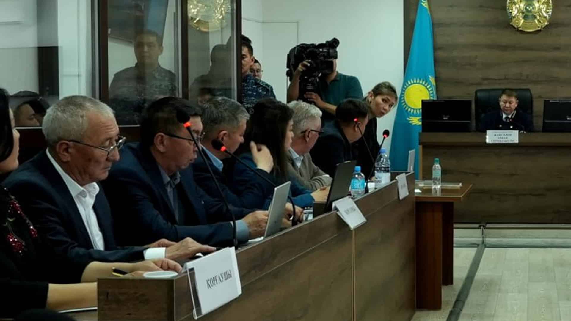 Подсудимый по делу Шерзата Болата сказал, что давал показания с пакетом на голове