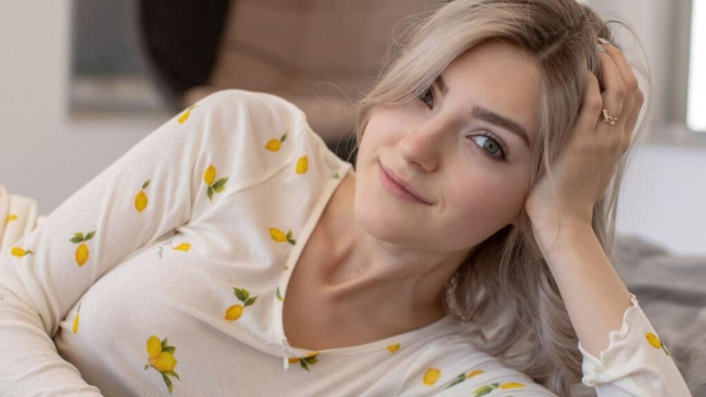 Казахстанец позвал замуж Еву Эльфи в Астане