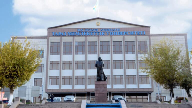 Видео старого корпуса университета Дулати в Таразе стало поводом для проверки