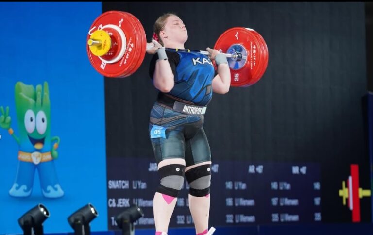 Штангистка Любовь Ковальчук стала четвертой на чемпионате Азии