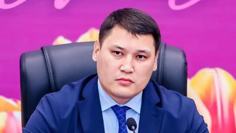 Жена подозреваемого в нападении на замакима Шымкента сделала заявление