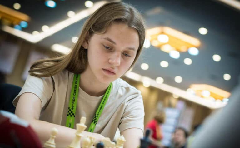 Ксения Балабаева не потеряла шансов на пьедестал чемпионата Азии по шахматам