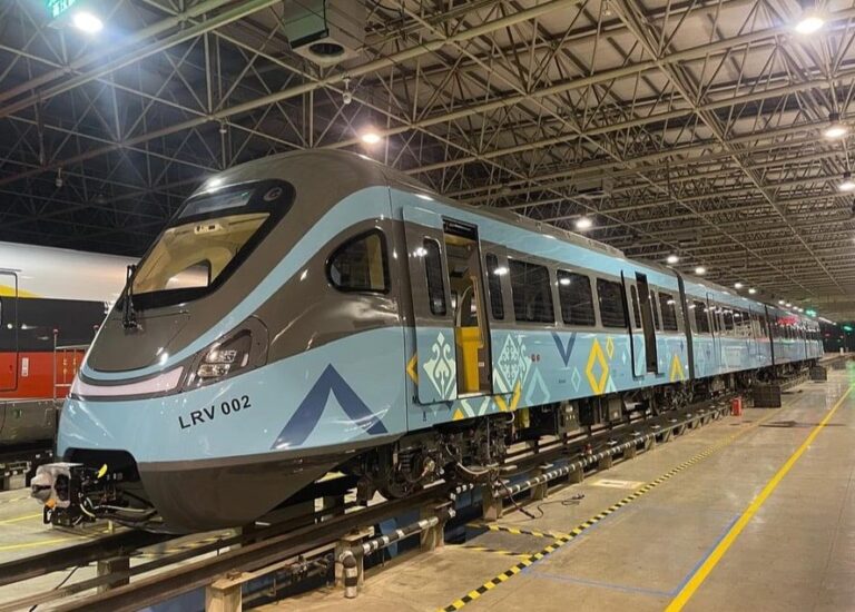 Астана получит первые беспилотные поезда для LRT в июне