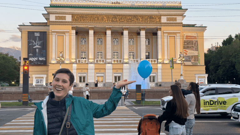 Известная российская актриса впервые приехала в Алматы