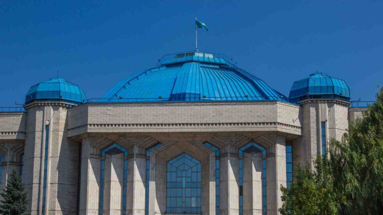 Оқушылар жазда музей мен театрларға тегін бара алады