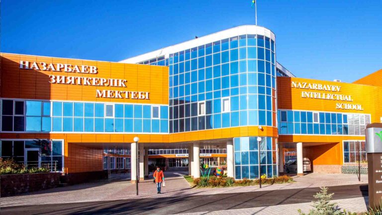 Назарбаев мектептерінде президенттік грант қысқартылды