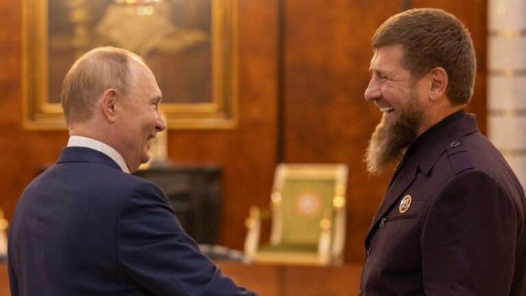 Владимир Путин отказал Рамзану Кадырову в отставке 