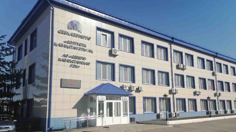 Мультимиллионерлерге тиесілі компания электрэнергиясы тарифін 47%-ға көтереді