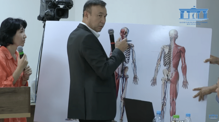 Сотқа Шерзат мәйітіне сараптама жүргізген маман қатысып жатыр – видео