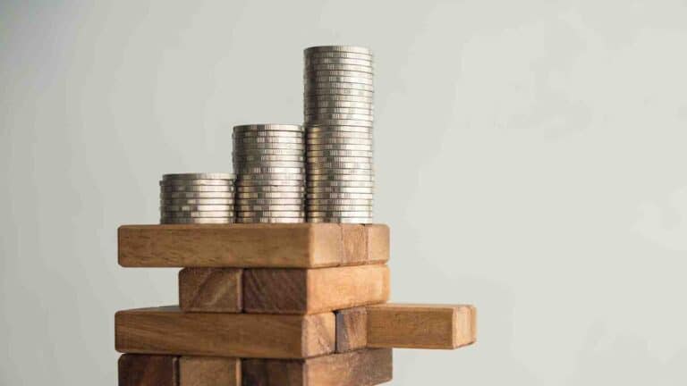 Металл шот пен ислам банкіндегі депозит: қандай жинақтарға кепілдік берілмейді