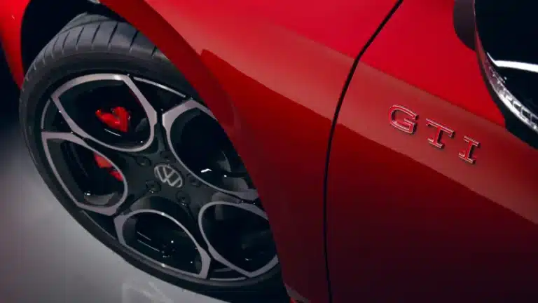 Volkswagen компаниясы Golf-тің электр нұсқасын шығармақ