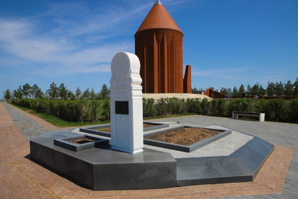 Сара Назарбаева