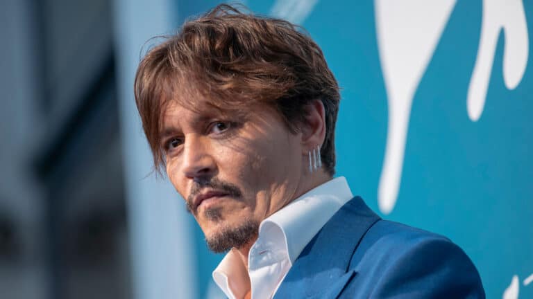 Джонни Депп назвал себя 