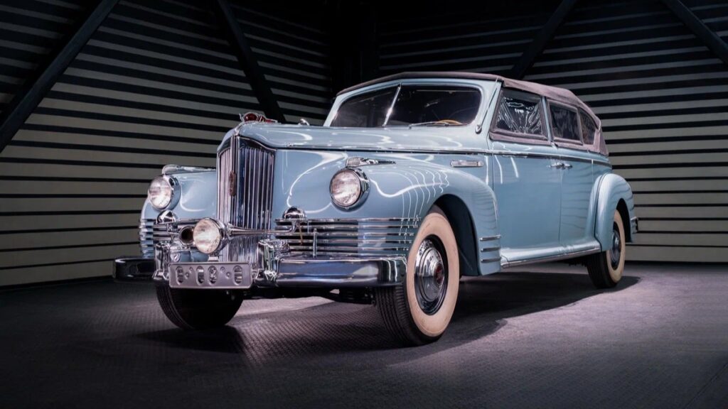 Казахстанец продает в России коллекцию ретроавто за сотни миллионов тенге