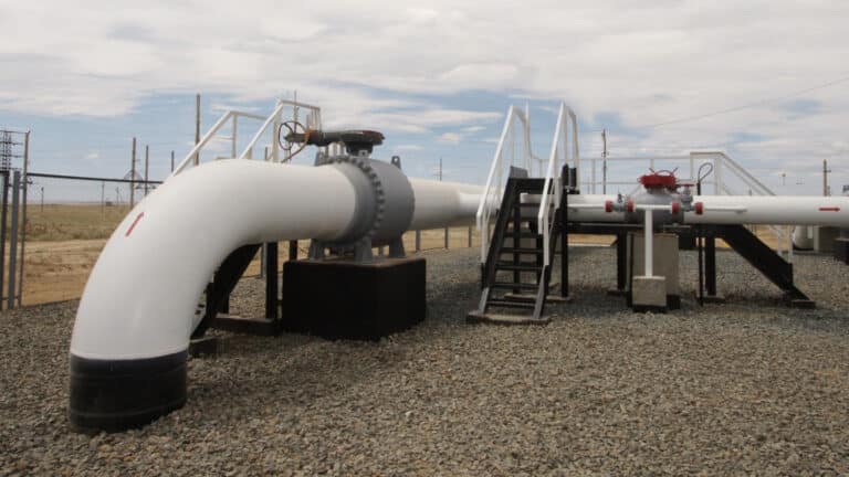 «КазТрансОйл» может увеличить прибыль за счет роста транзита российской нефти в Китай