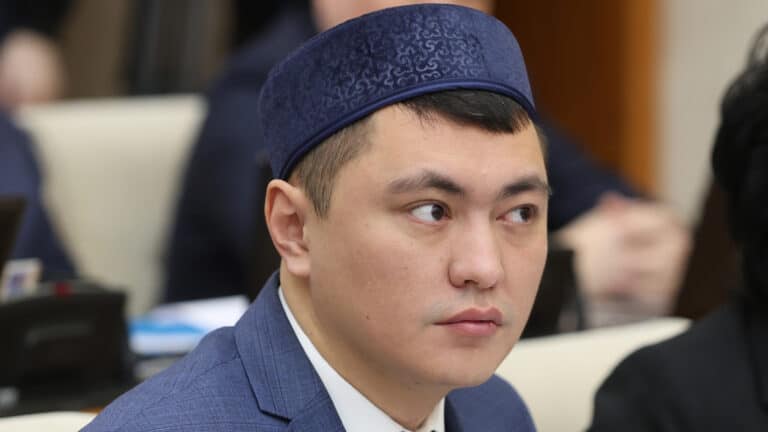 Депутат Мукаев будет делать тусау кесер сразу 50 детям