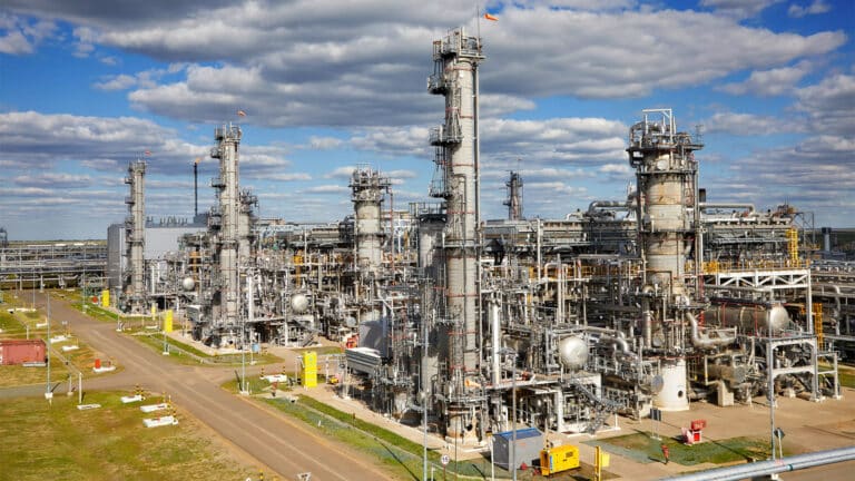 Казахстан ожидает от Eni и Shell деталей по выходу из проекта ГПЗ на Карачаганаке