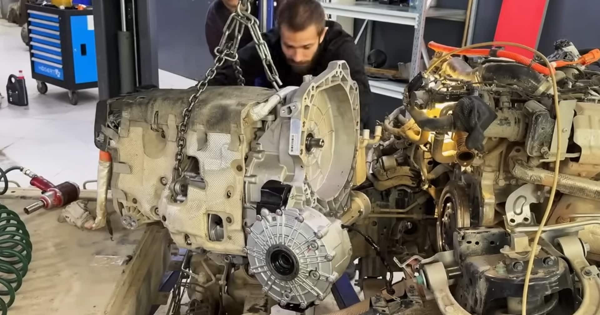 Леопард 5, китайский внедорожник