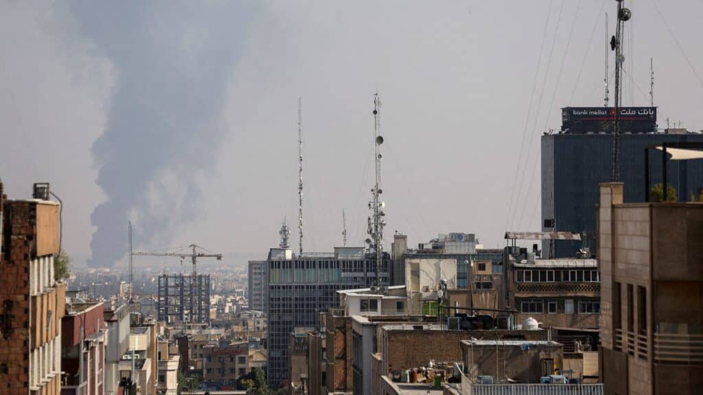 Трамп ирандықтарға Тегераннан тез арада кетуге кеңес берді