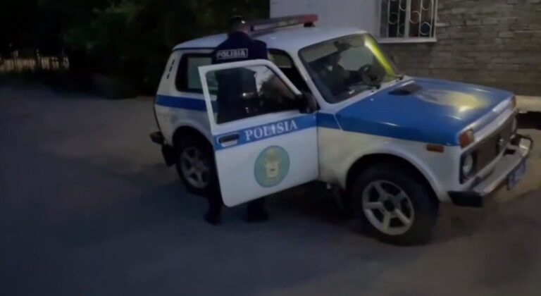 В Семее задержали мужчину, ударившего водителя автобуса во время движения