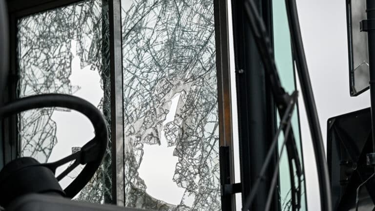 Шесть человек пострадали в ДТП с автобусом в Алматы