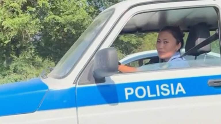 Красивая полицейская на Ниве восхитила Казнет