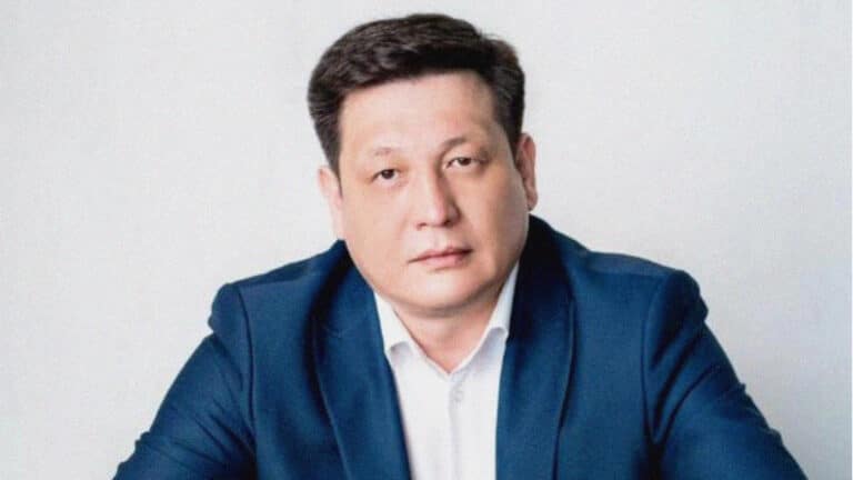Главврача костанайской больницы арестовали за езду в пьяном виде