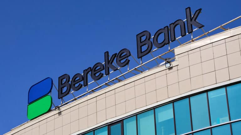Глава Bereke Bank зарегистрировал брокера на KASE