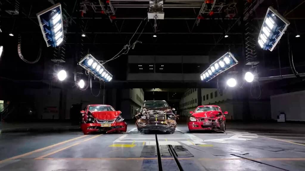 Chery разбила в краш-тестах подержанные модели, популярные в Казахстане