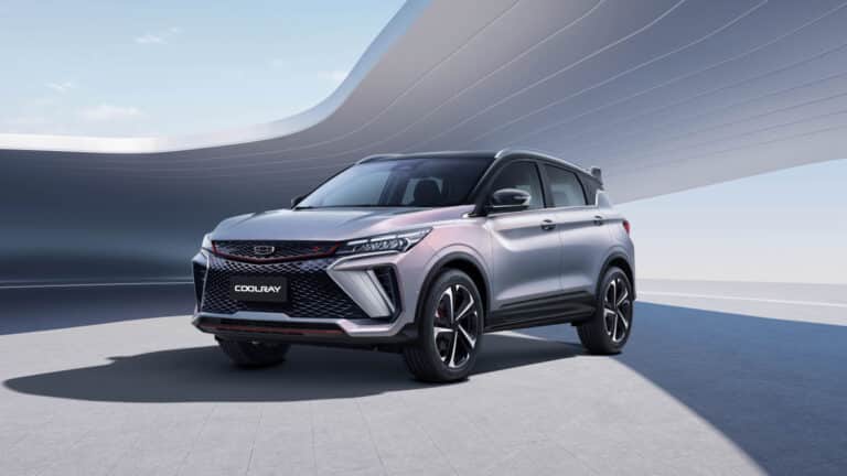 Владельцы Geely рассказали, сколько теряет авто в цене при перепродаже