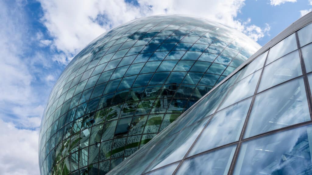 Армянский брокер зарегистрировался на МФЦА 