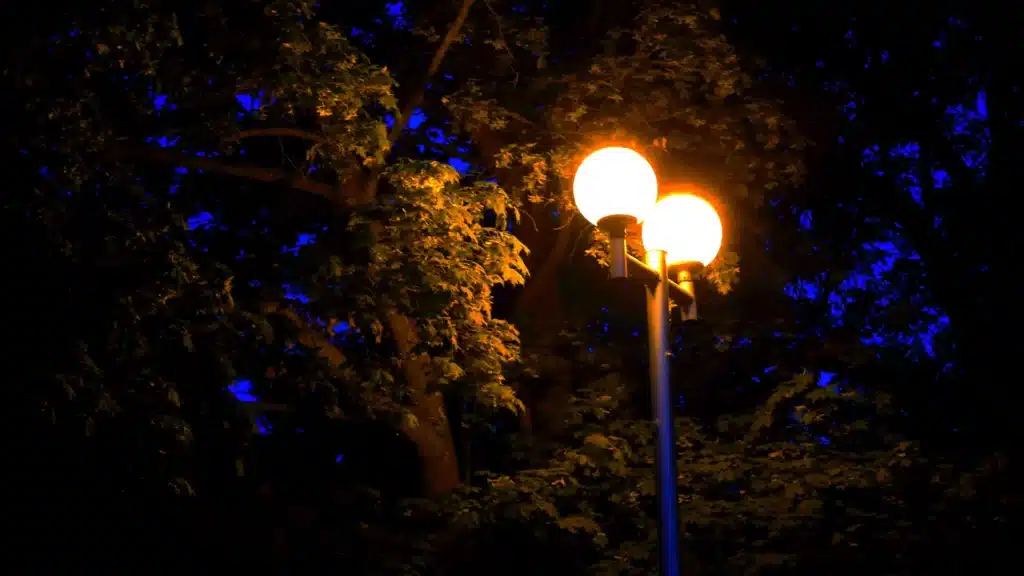 В Шалкаре 10-летнего мальчика ударило током в недавно открытом сквере