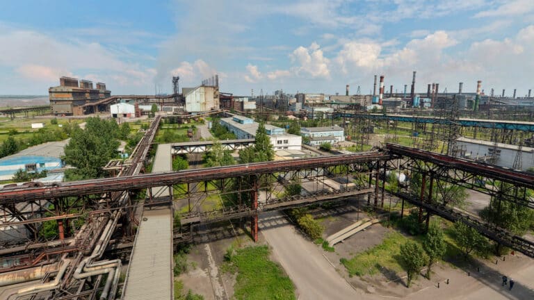 Завод ERG оштрафовали почти на 1 млрд тенге из-за загрязнения воздуха