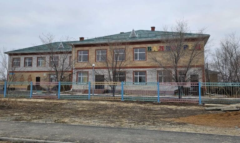 Атырау облысында 600 млн теңгеге салынған жаңа балабақша сүріледі