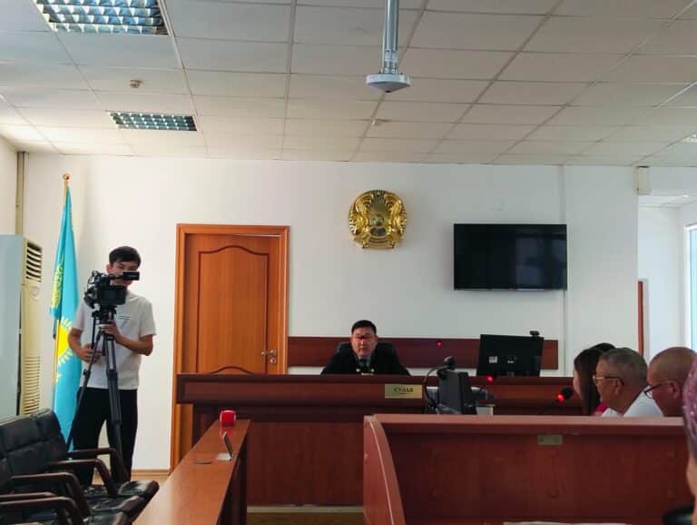 Шымкентте қыздың мәйітін қорлаған күдіктіге қатысты сот басталды